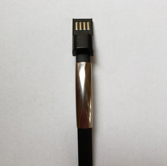 Avon USB Phone Charger Bracelet for Android - Picture 4 of 8